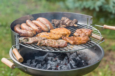 Typ vom Holzkohlegrill: Der Rundgrill